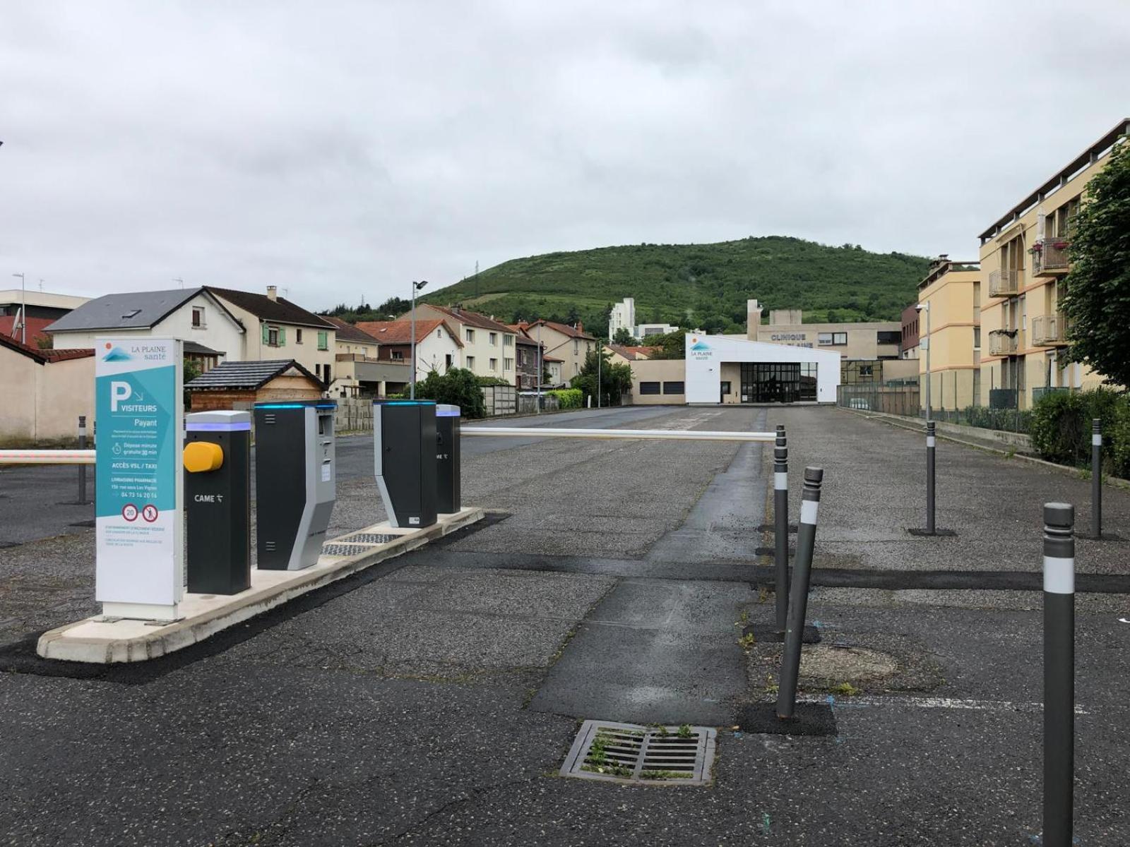 Appartement Lumineux Avec Grande Terrasse Couverte